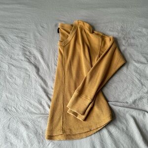 Eddie Bauer long sleeve waffle knit shirt